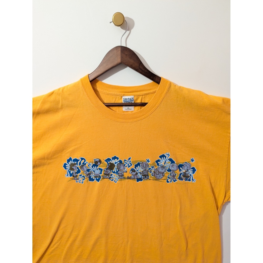 Gildan Peanuts Graphic T-Shirt Mens XXL Yellow Good Hibiscus Snoopy Tee